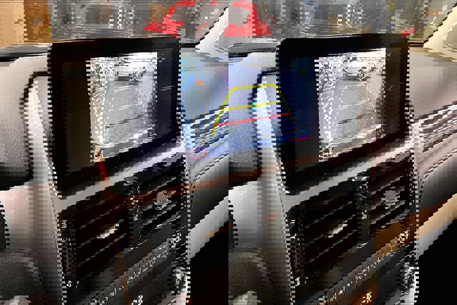 Used 2023 Lexus GX 460 Premium w/ Accessory Package image 27