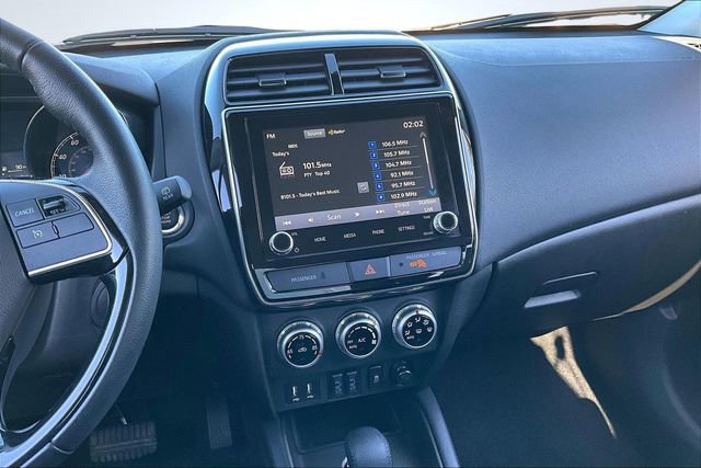 Used 2025 Mitsubishi Outlander Sport AWD image 9