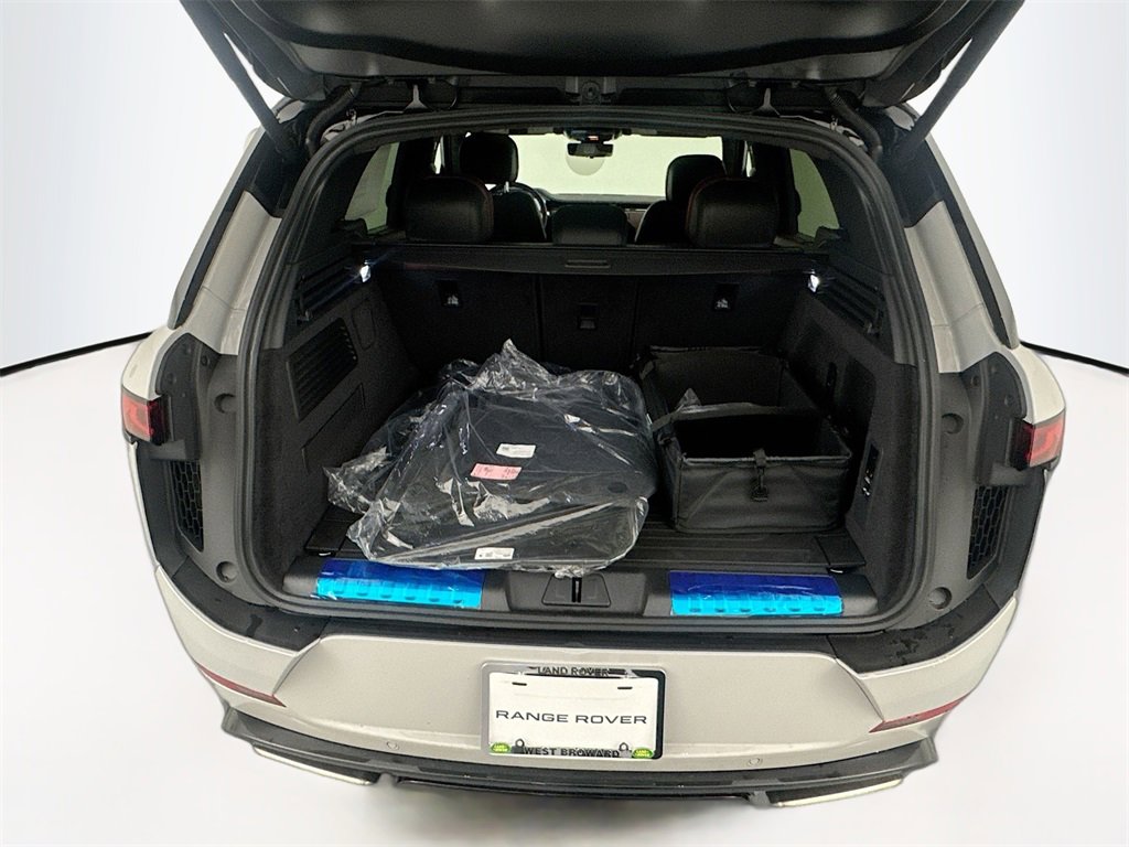 New 2025 Land Rover Range Rover Sport Autobiography image 26