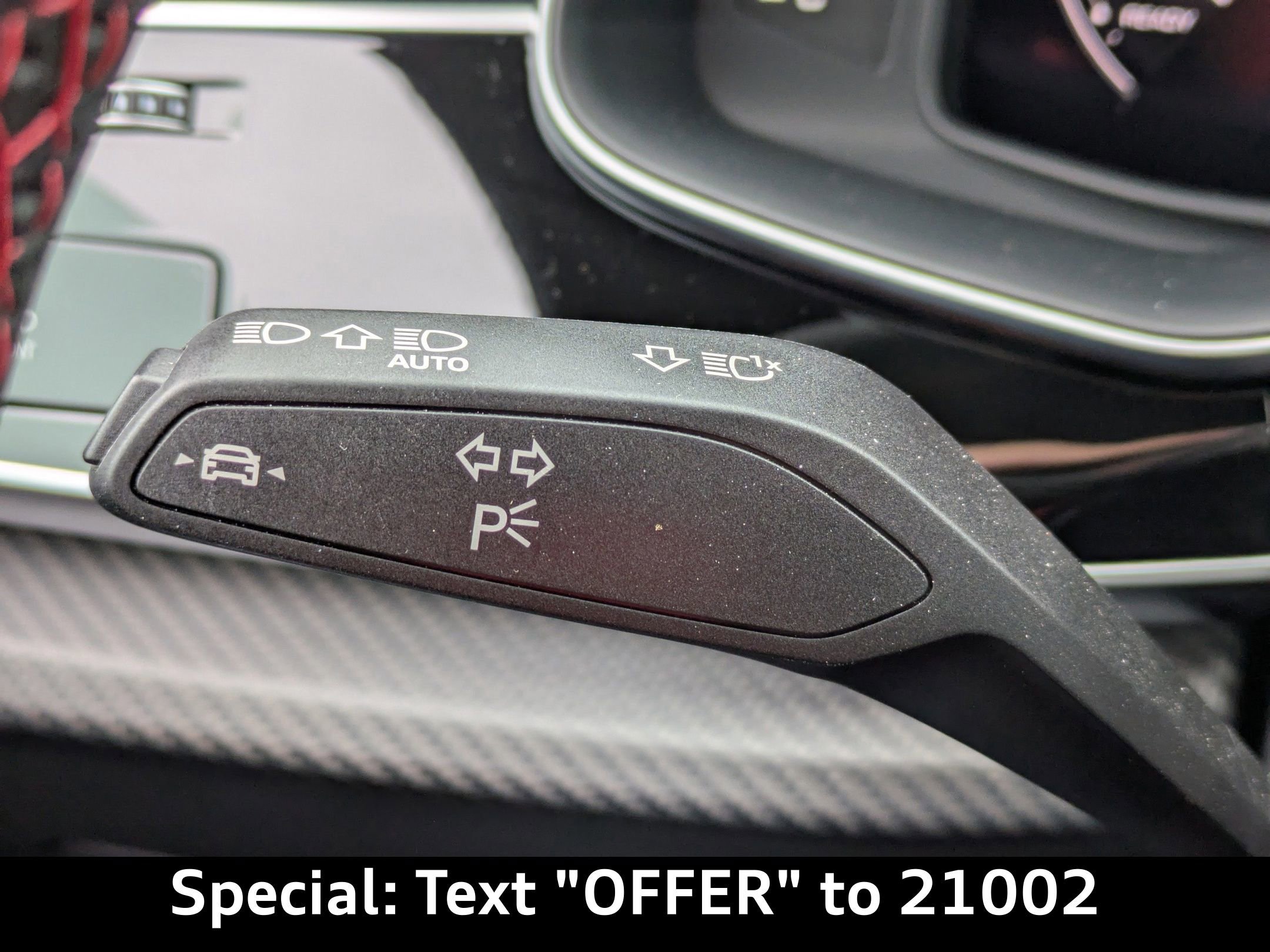 Used 2024 Audi RS Q8 image 30