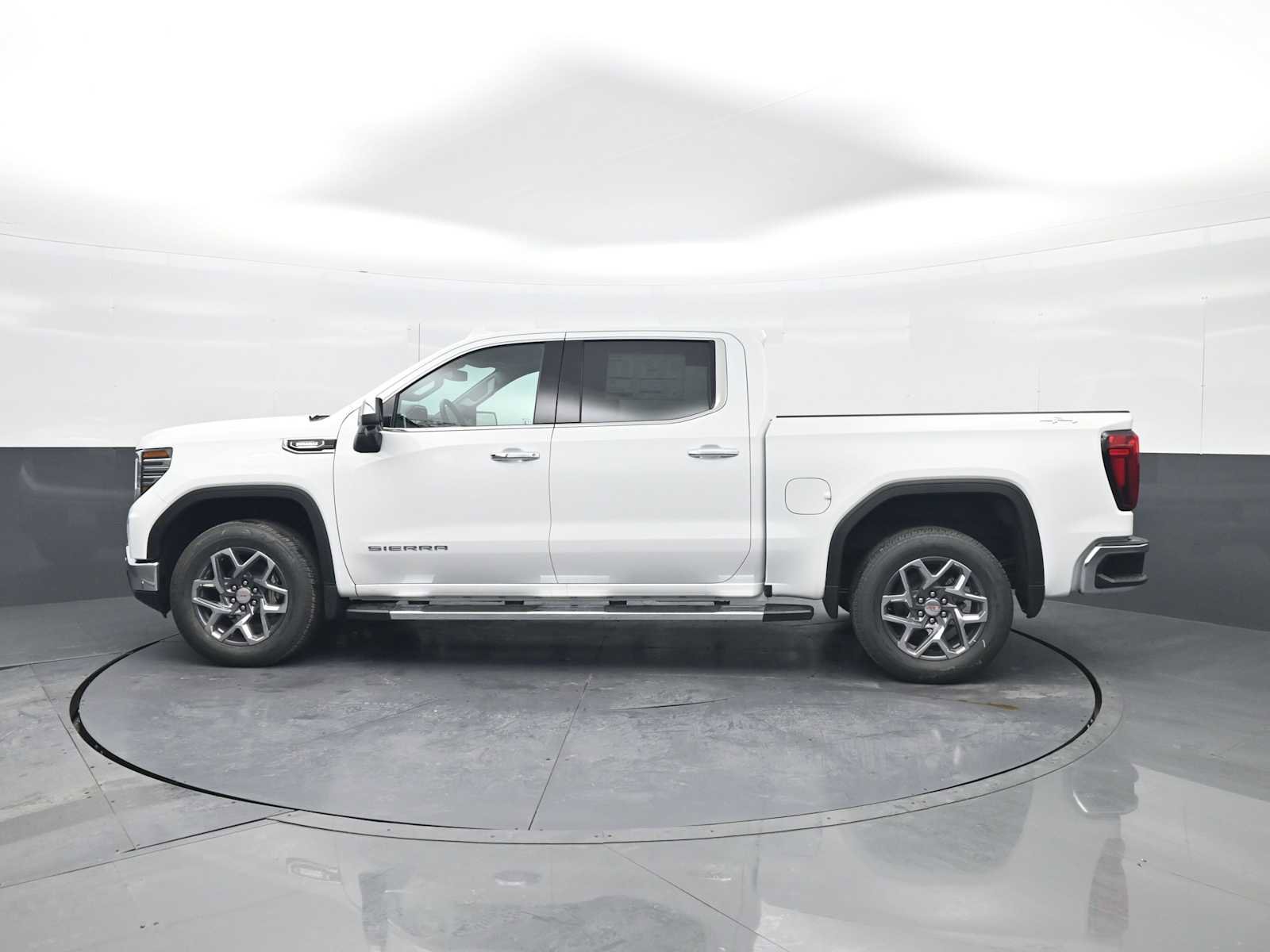 New 2026 GMC Sierra 1500 SLT w/ SLT Premium Plus Package AWD/4WD image 5
