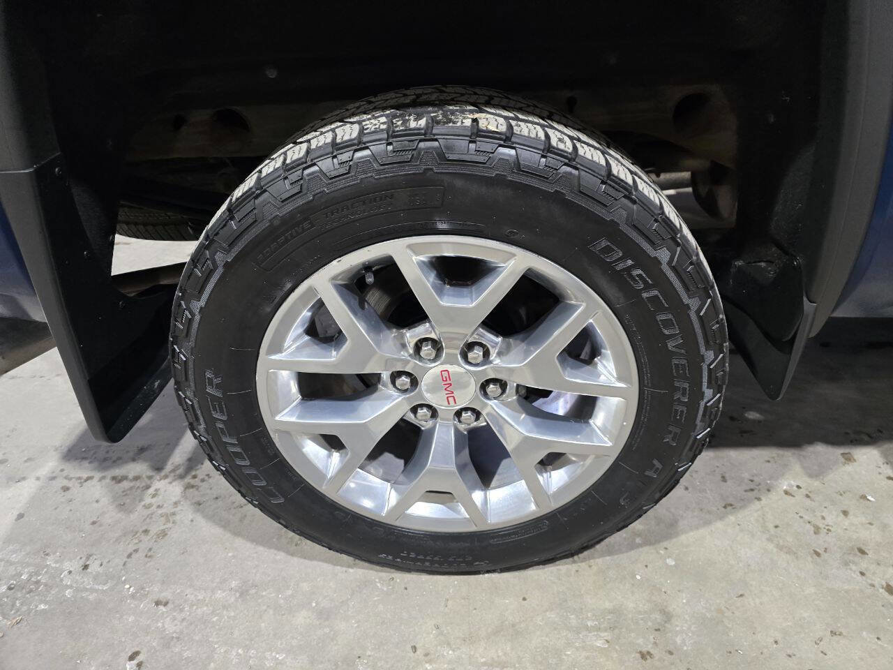 Used 2018 GMC Sierra 1500 SLT w/ SLT Premium Package image 22