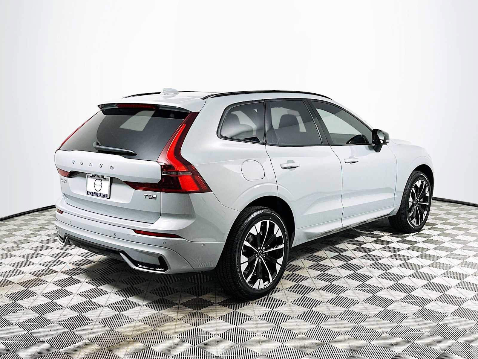 New 2026 Volvo XC60 T8 Plus w/ Protection Package AWD/4WD image 7