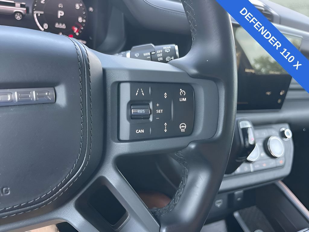 Used 2024 Land Rover Defender 110 X AWD/4WD image 25