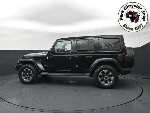 Used 2022 Jeep Wrangler Unlimited Sahara w/ Cold Weather Group AWD/4WD image 3