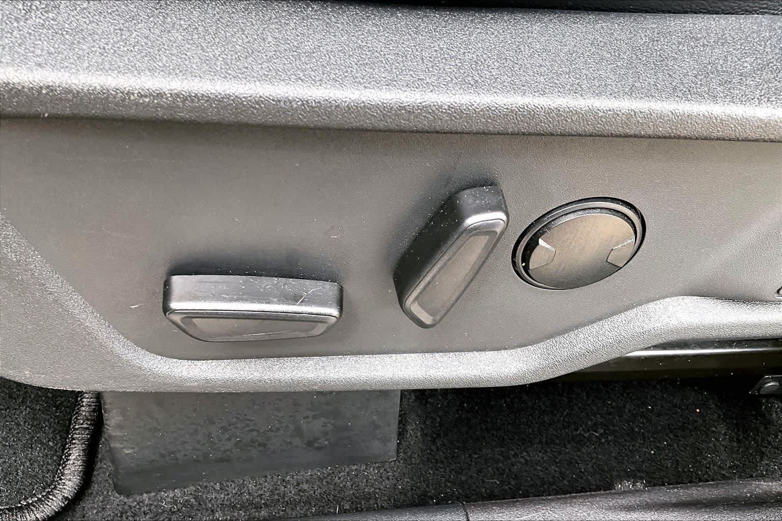 Used 2023 Ford Bronco Wildtrak AWD/4WD image 35