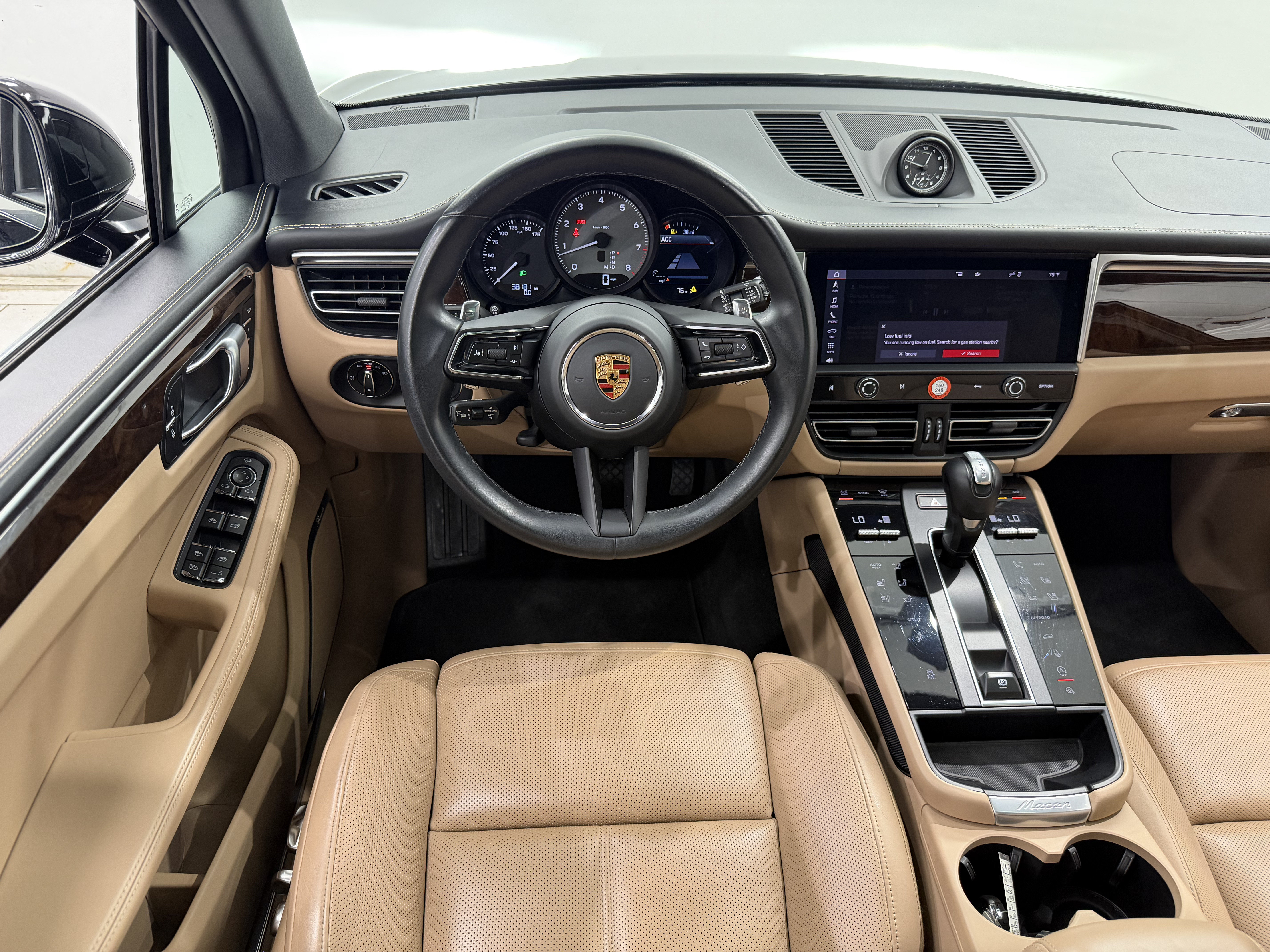 Certified 2023 Porsche Macan S AWD/4WD image 25