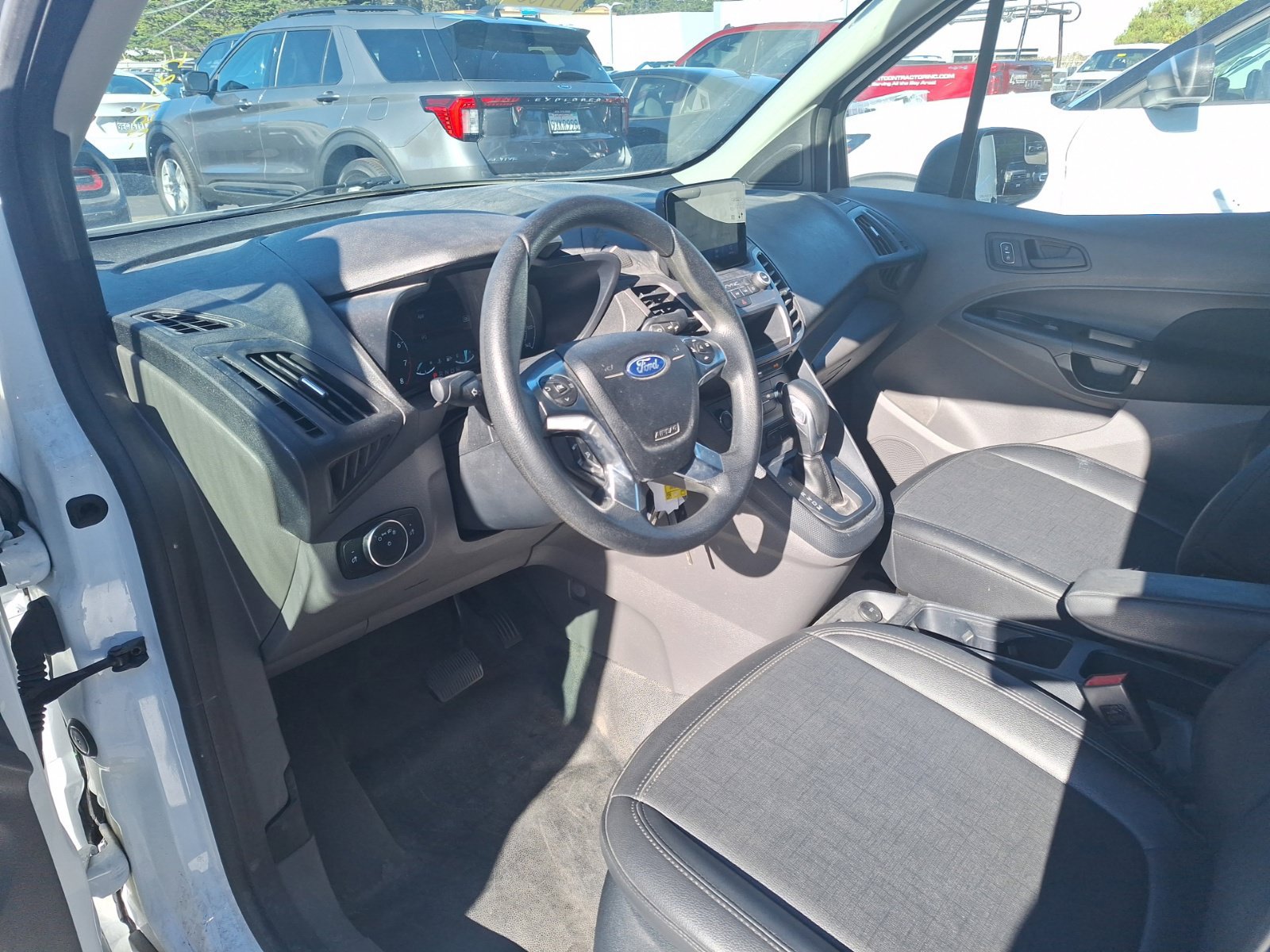 Used 2022 Ford Transit Connect XL FWD image 12