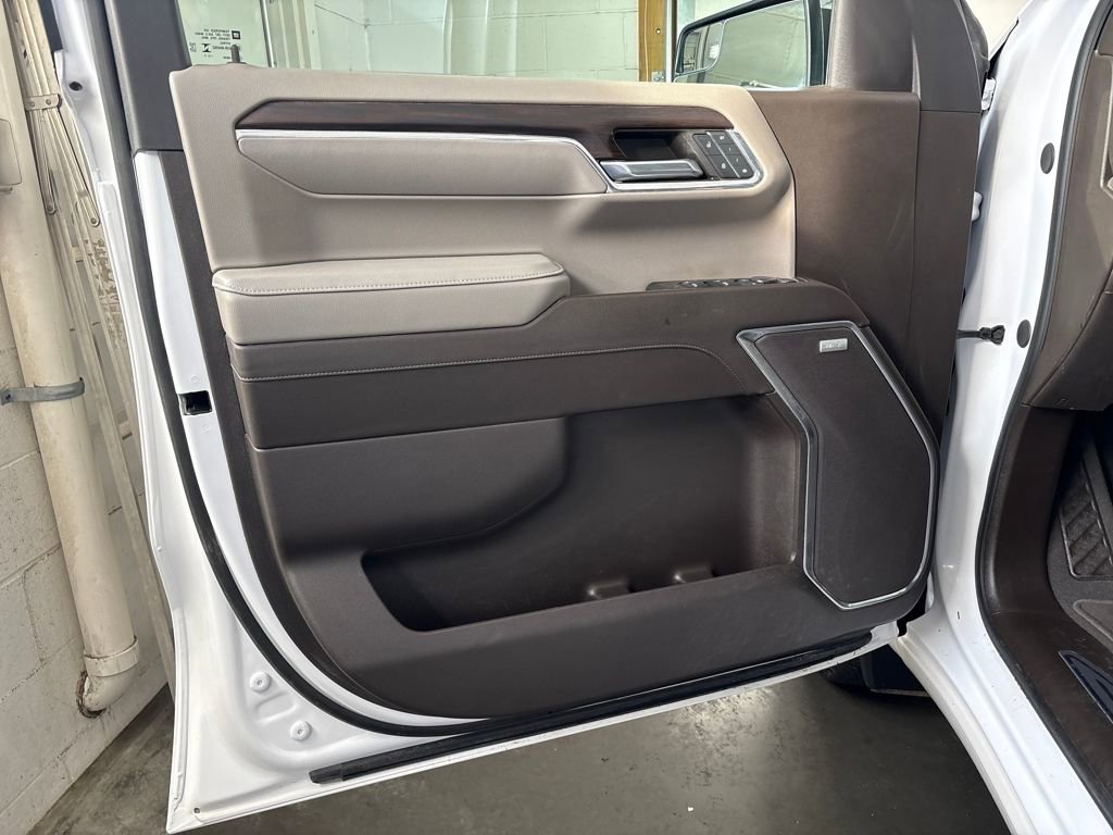 Used 2024 GMC Sierra 1500 SLT w/ SLT Premium Package image 13