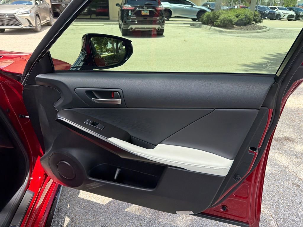 Used 2025 Lexus IS 350 F Sport RWD image 7