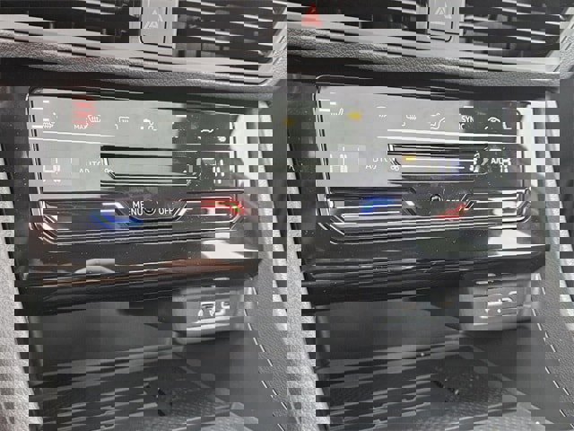 New 2026 Volkswagen Jetta SE image 21