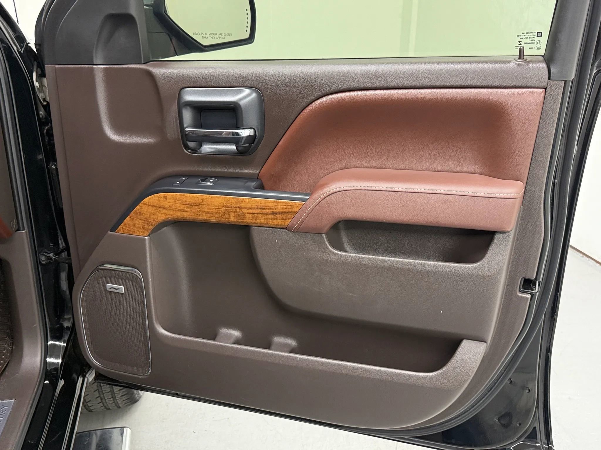 Used 2016 Chevrolet Silverado 1500 High Country w/ High Country Premium Package image 17