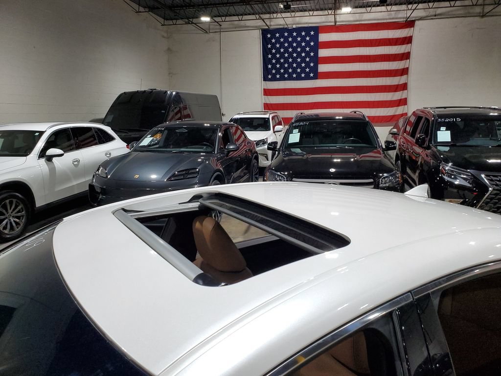 Used 2021 Lexus ES 300h w/ Premium Package FWD image 42