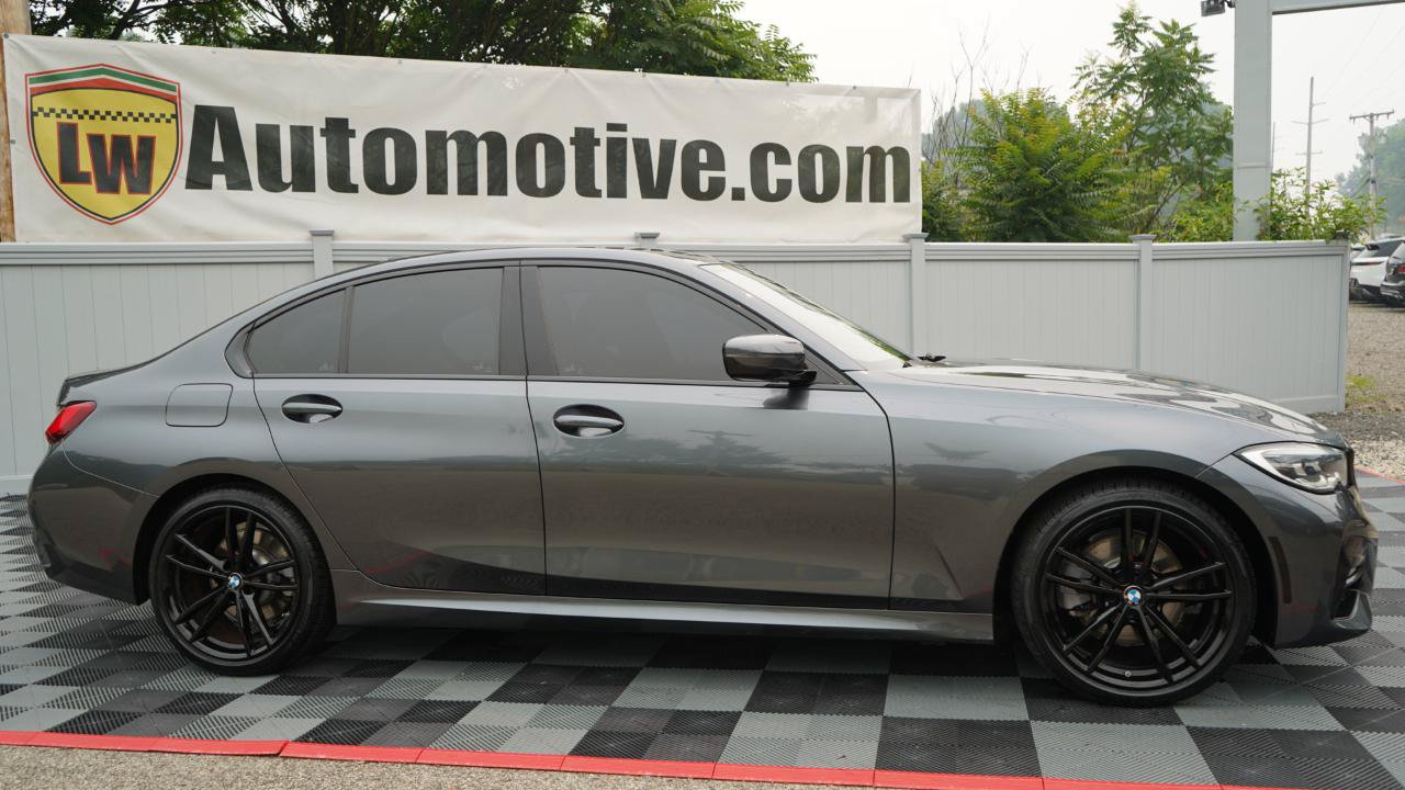 Used 2020 BMW 330i xDrive Sedan w/ M Sport Package AWD/4WD image 5