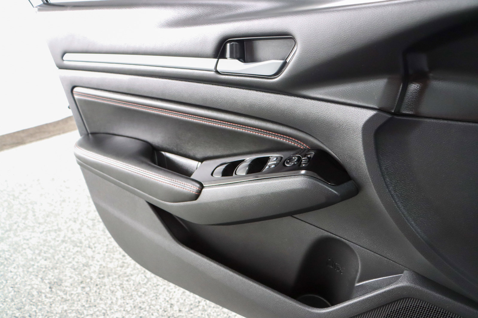 Used 2023 Nissan Altima 2.5 SR image 21