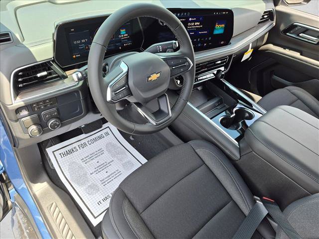New 2026 Chevrolet Suburban LS RWD image 3