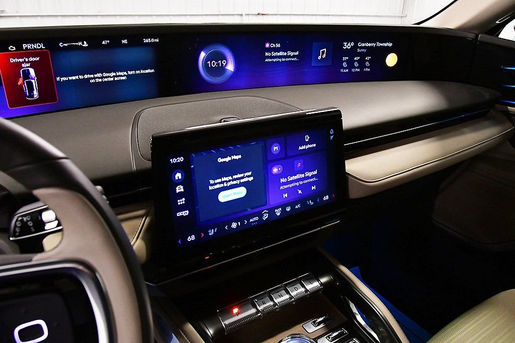 Used 2024 Lincoln Nautilus Reserve image 16