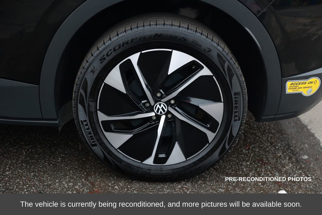 Used 2021 Volkswagen ID.4 Pro image 10