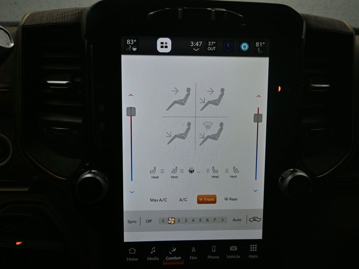 Used 2023 RAM 2500 Limited image 32