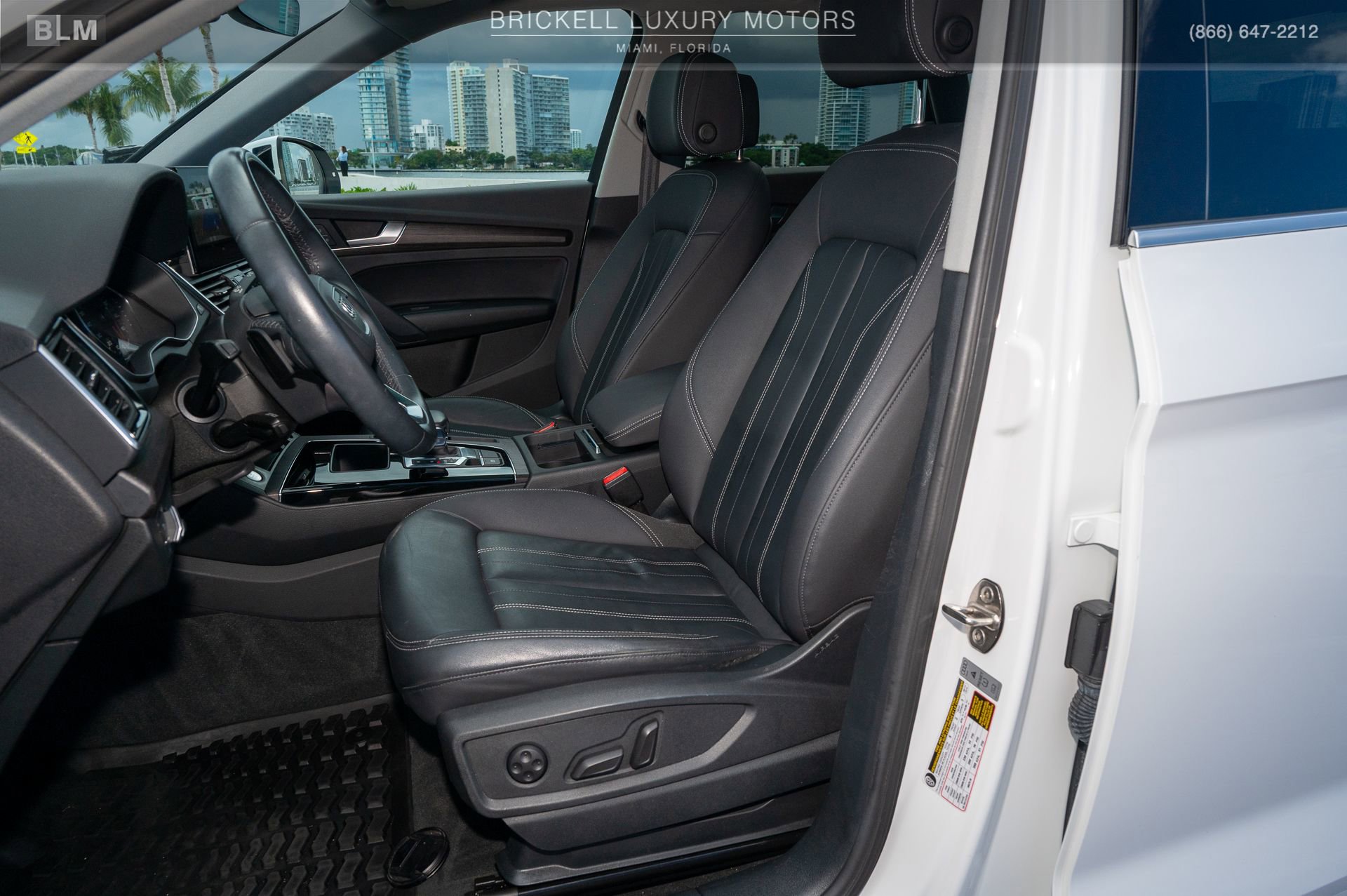 Used 2021 Audi Q5 2.0T Premium w/ Convenience Package image 5