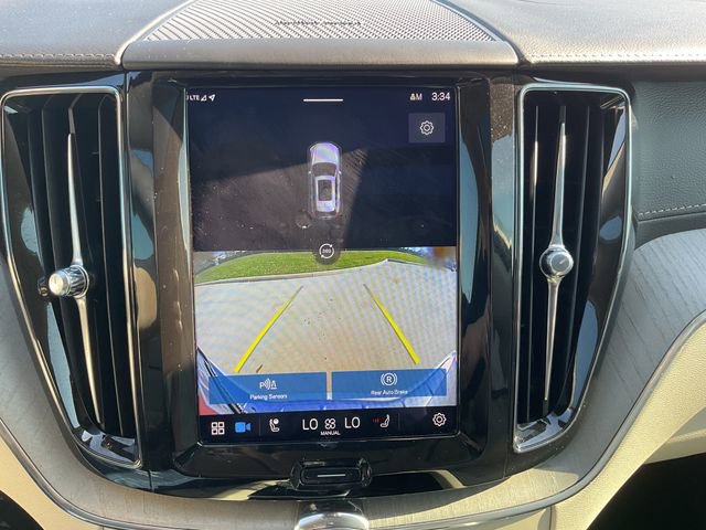Used 2023 Volvo XC60 B5 Ultimate w/ Climate Package image 28