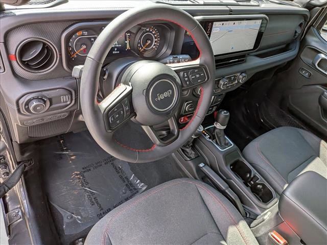 Used 2024 Jeep Wrangler Unlimited Rubicon w/ Technology Group image 10