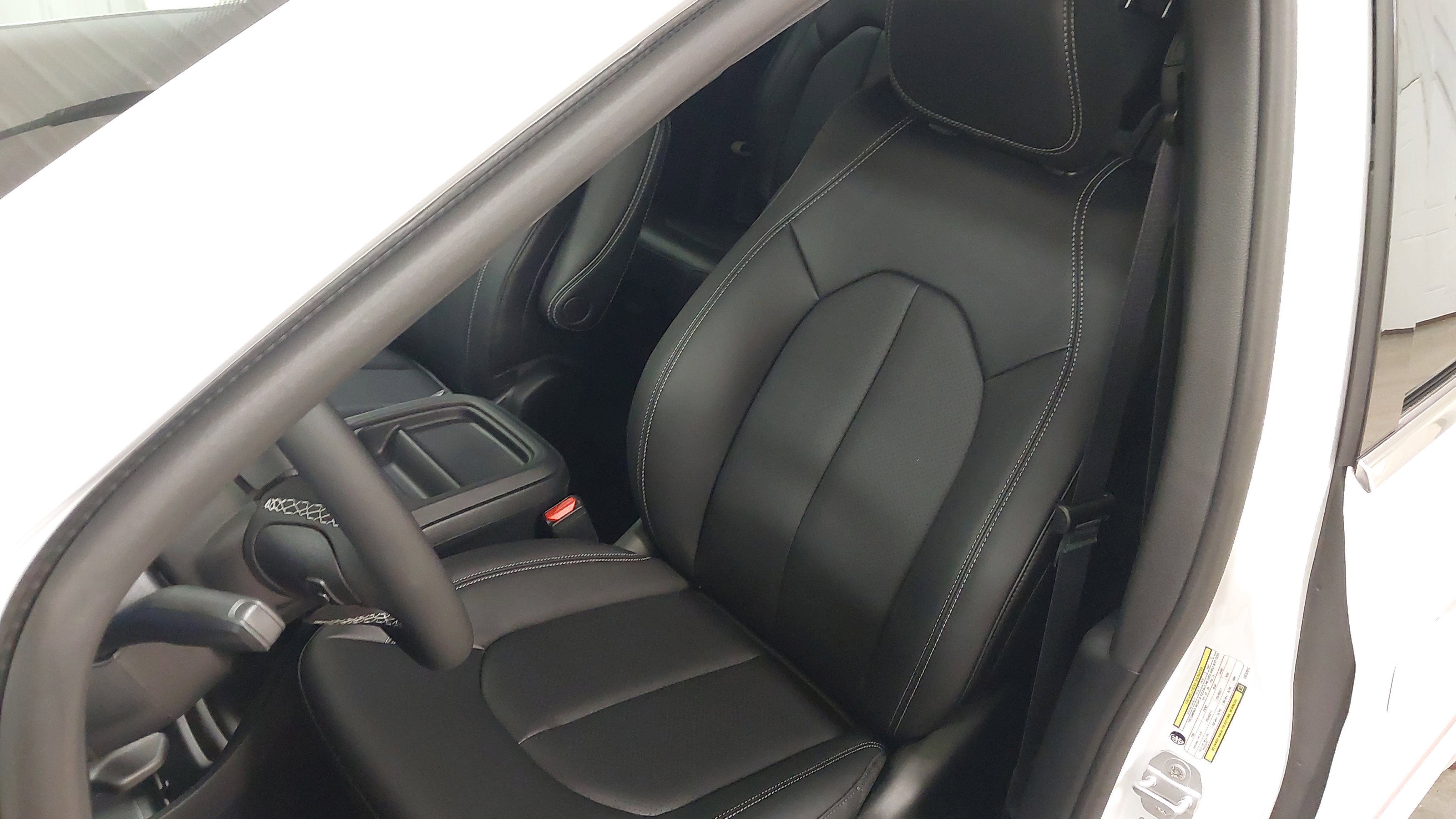 New 2027 Chrysler Pacifica Select FWD image 23