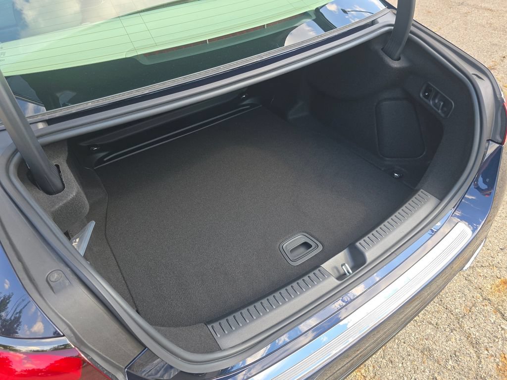 New 2027 Mercedes-Benz E 350 4MATIC Sedan image 19