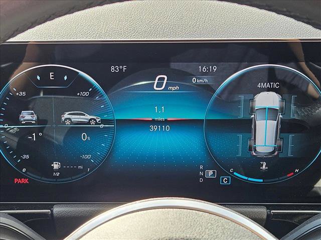 Used 2022 Mercedes-Benz GLA 250 4MATIC image 11