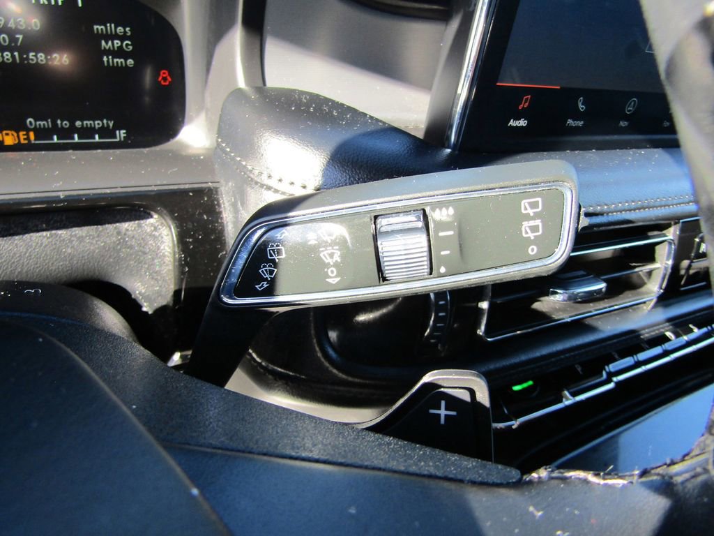 Used 2021 Lincoln Nautilus Reserve w/ Equipment Group 201A image 22