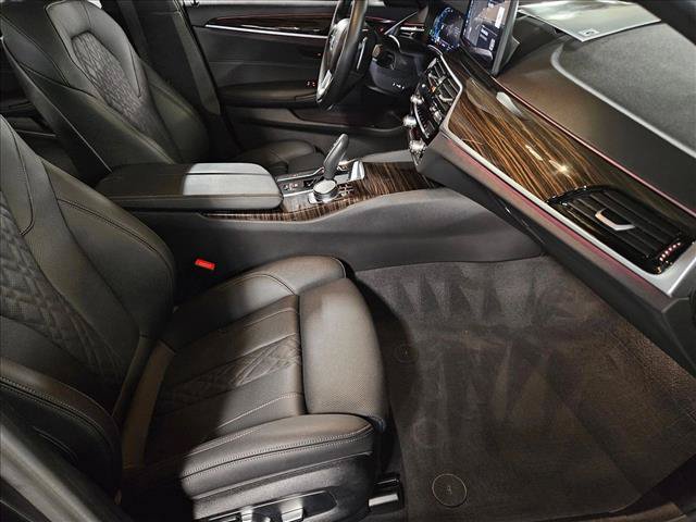 Certified 2023 BMW 530i w/ Convenience Package RWD image 22