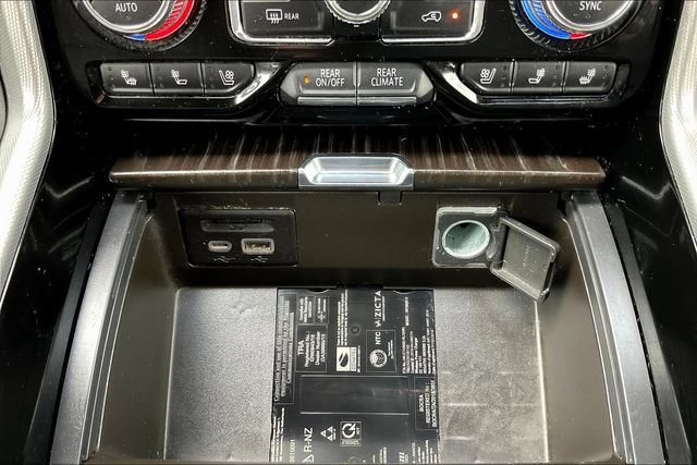 Used 2021 GMC Yukon Denali w/ Denali Premium Package AWD/4WD image 18