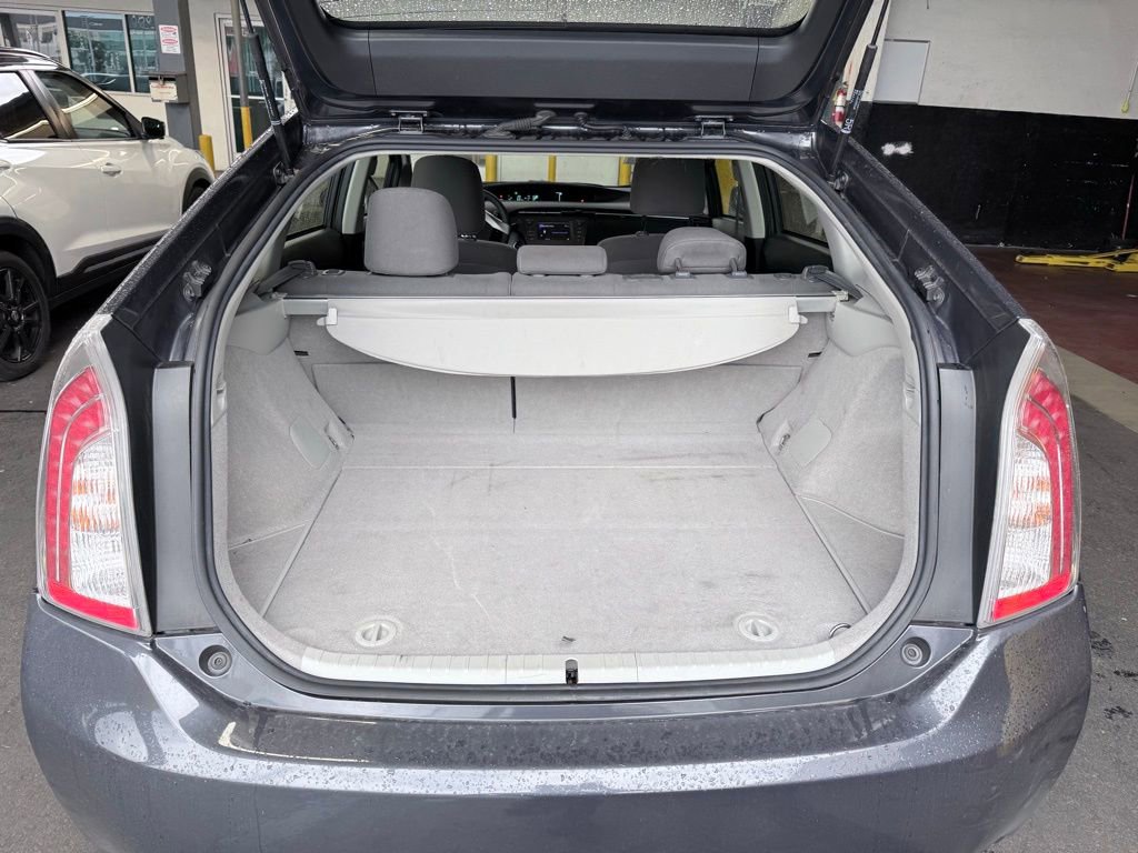 Used 2015 Toyota Prius Four image 10