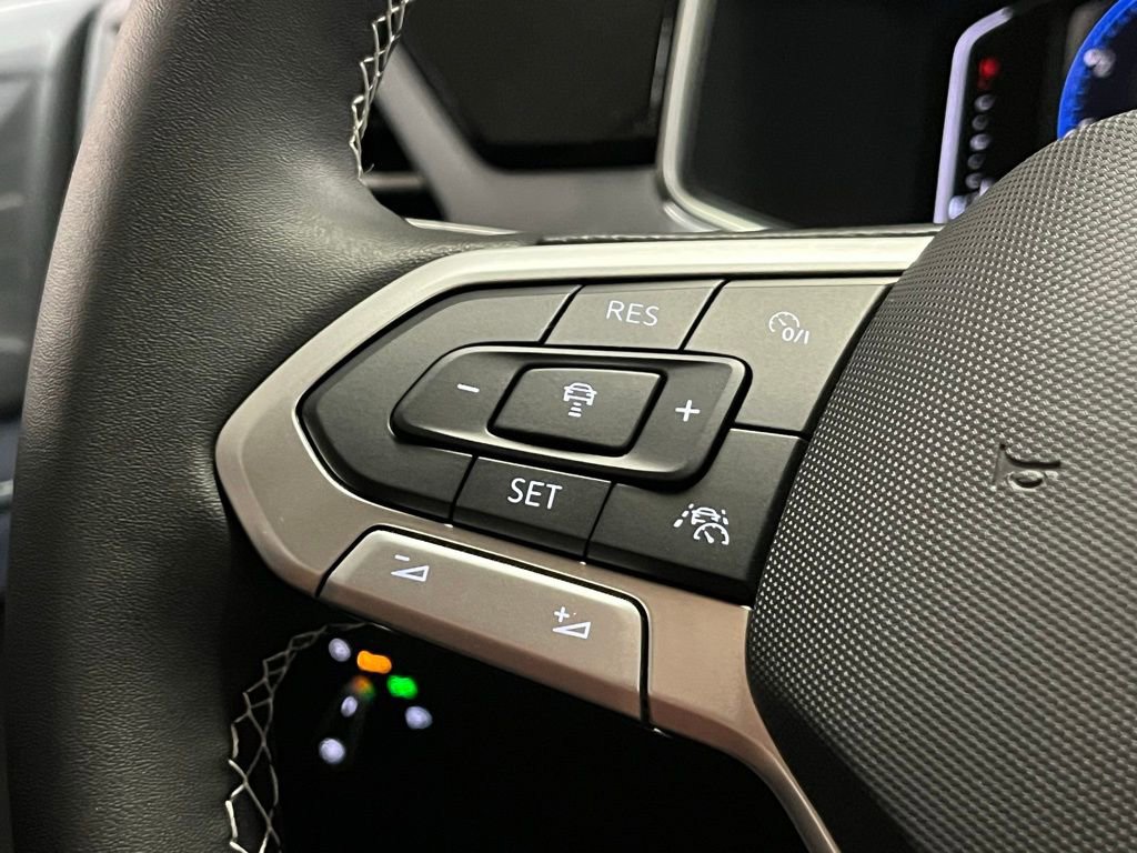 New 2026 Volkswagen Taos SEL AWD/4WD image 26