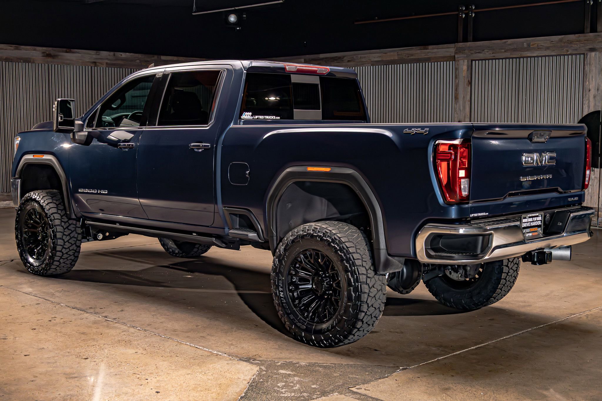 Used 2022 GMC Sierra 2500 SLE w/ SLE Convenience Package image 7