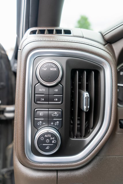 Used 2022 GMC Sierra 1500 Denali w/ Denali Reserve Package AWD/4WD image 26