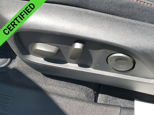 Certified 2025 Chevrolet Equinox ACTIV w/ Safety and Technology Package AWD/4WD image 38