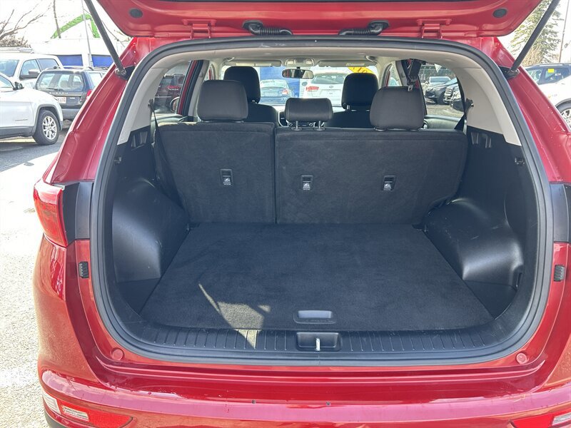 Used 2017 Kia Sportage LX image 9