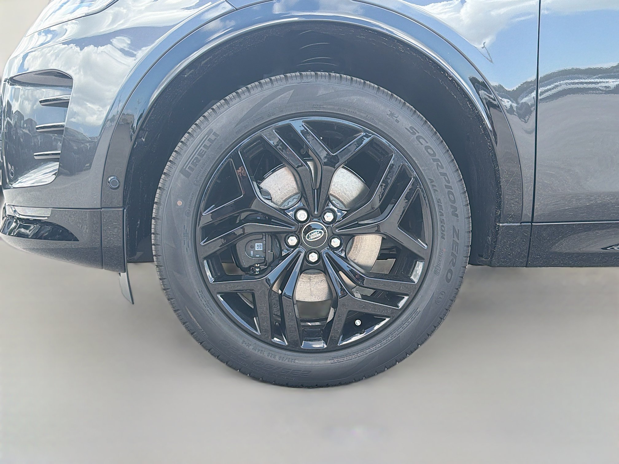 New 2026 Land Rover Discovery Sport Landmark AWD/4WD image 42