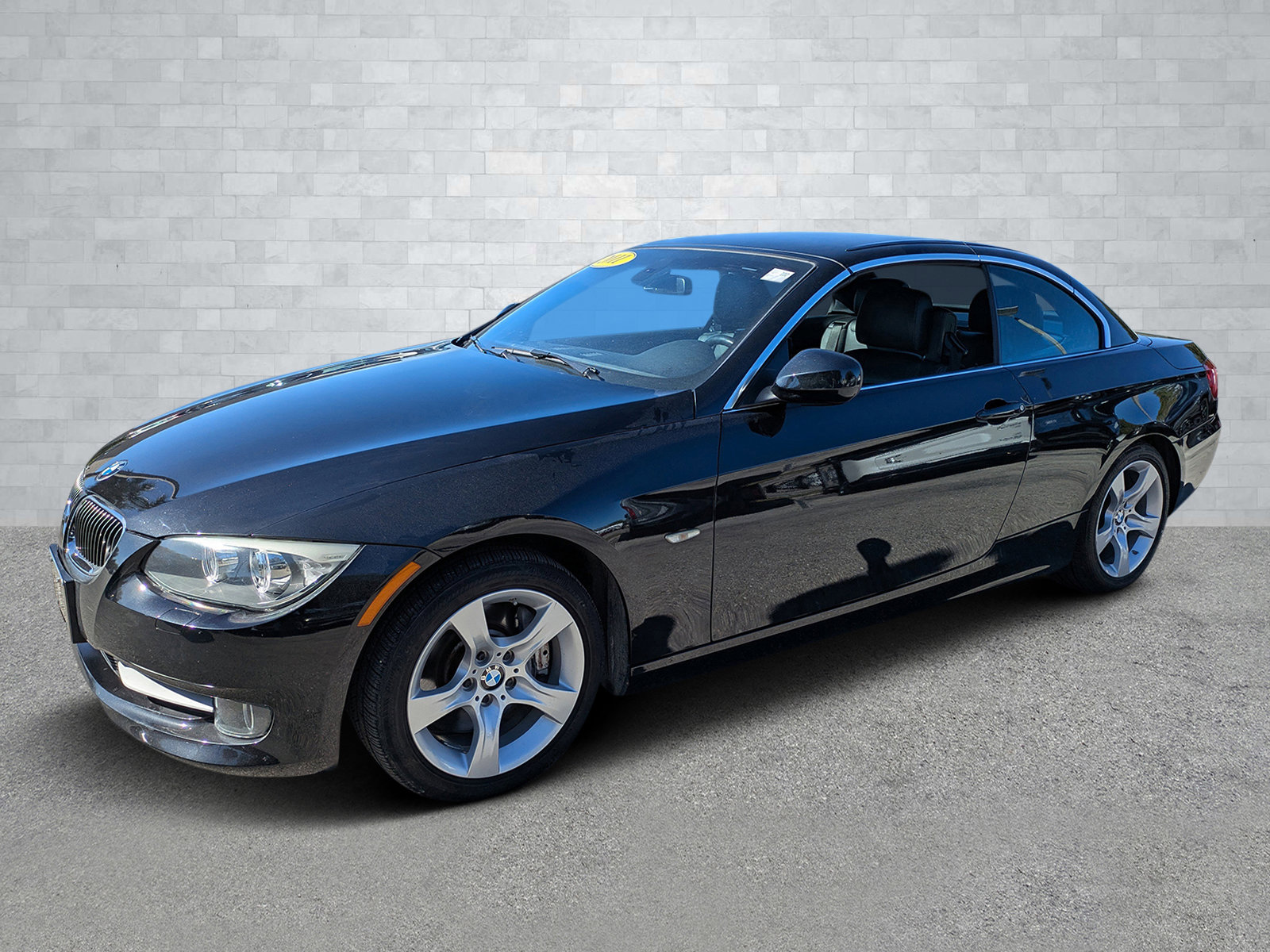 Used 2011 BMW 335i Convertible image 9