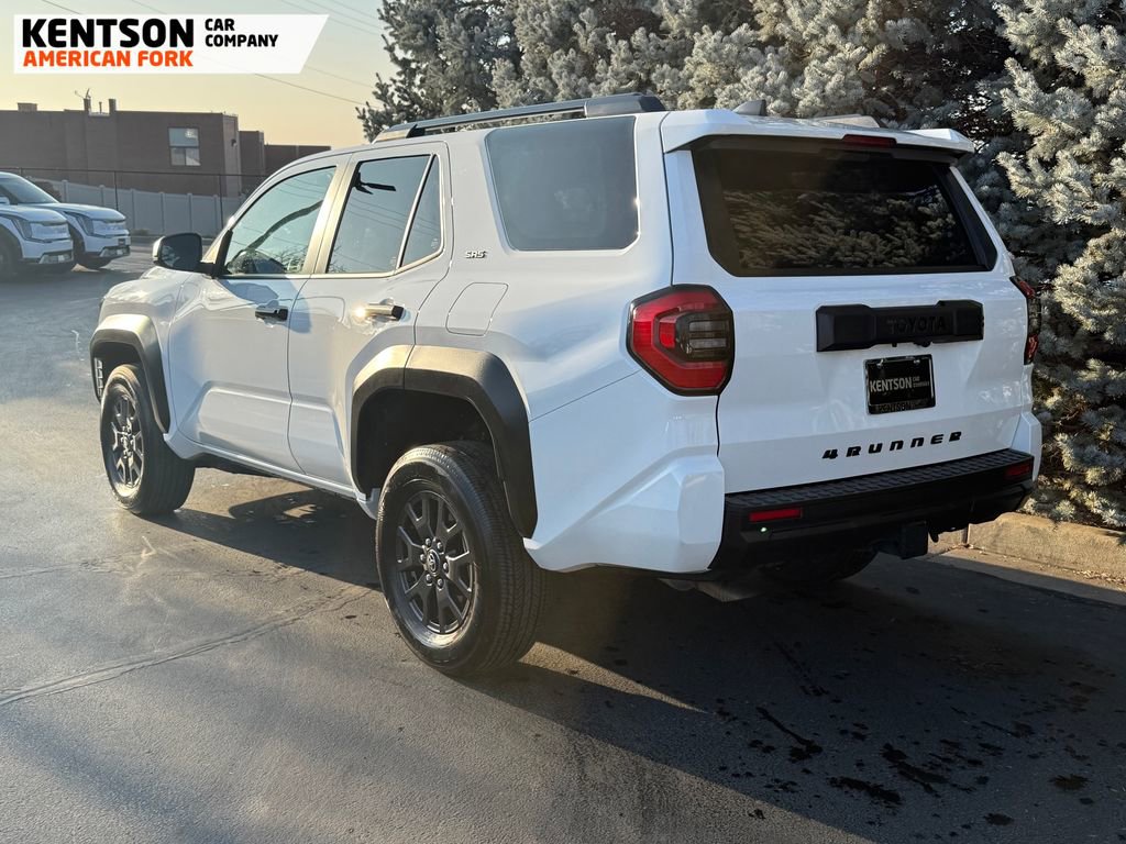 Used 2025 Toyota 4Runner SR5 image 6
