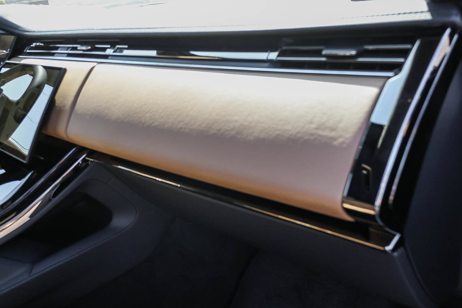 New 2026 Land Rover Range Rover Sport Autobiography AWD/4WD image 18