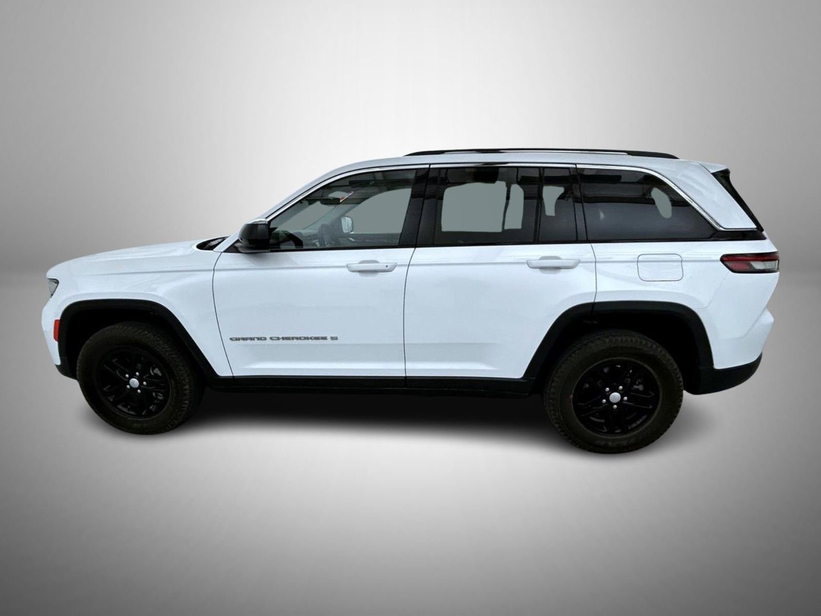 Certified 2023 Jeep Grand Cherokee Laredo AWD/4WD image 8