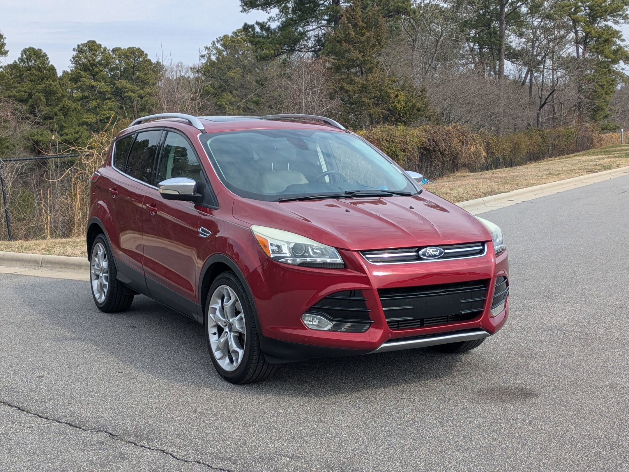 Used 2014 Ford Escape Titanium w/ Equipment Group 401A image 3