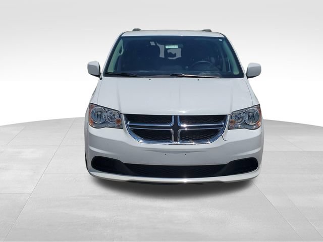 Used 2016 Dodge Grand Caravan SXT FWD image 2