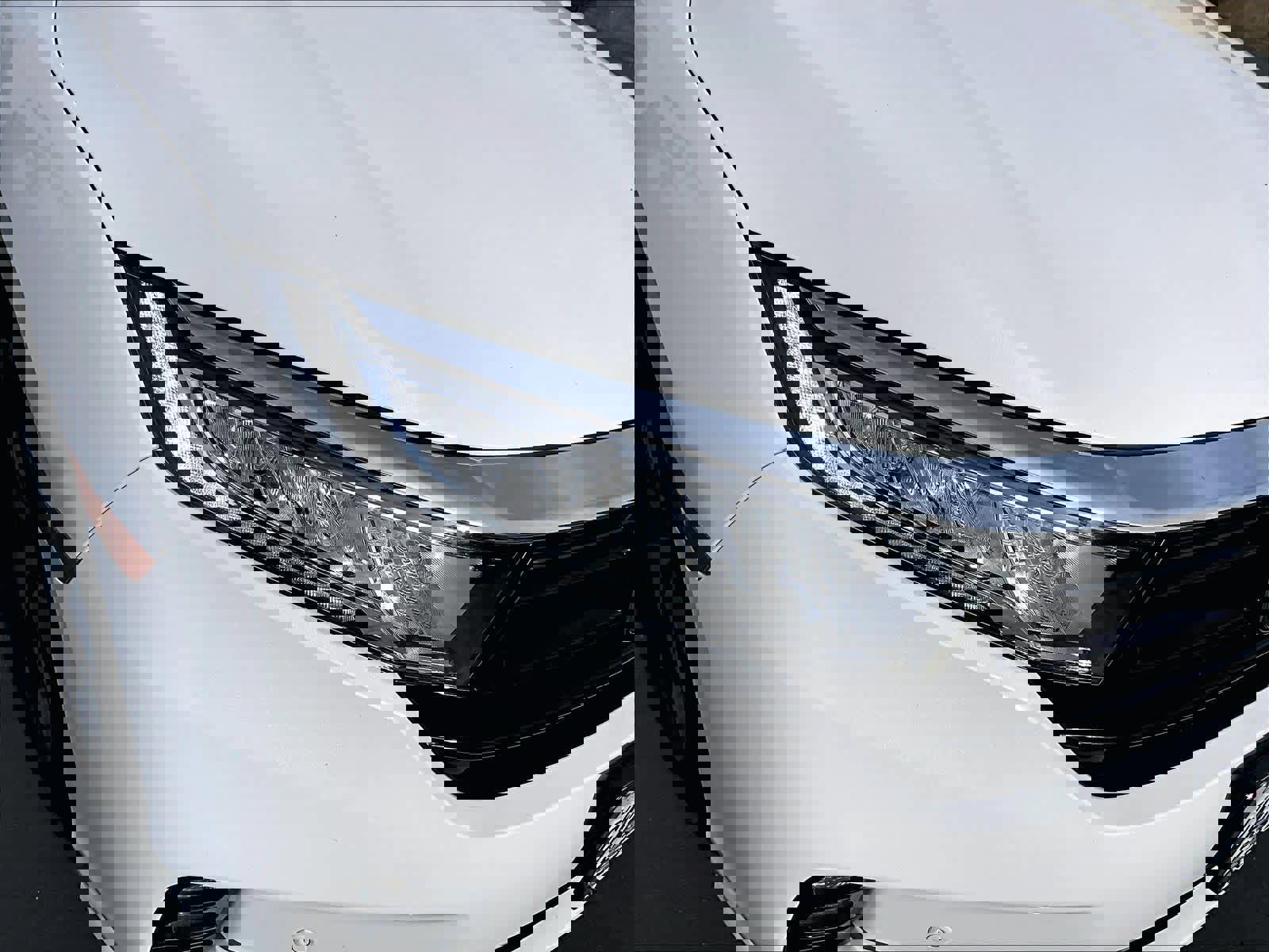 Used 2023 Honda Odyssey Elite image 31