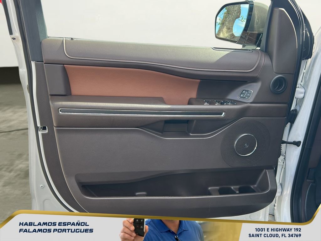 Used 2022 Ford Expedition Max King Ranch image 12