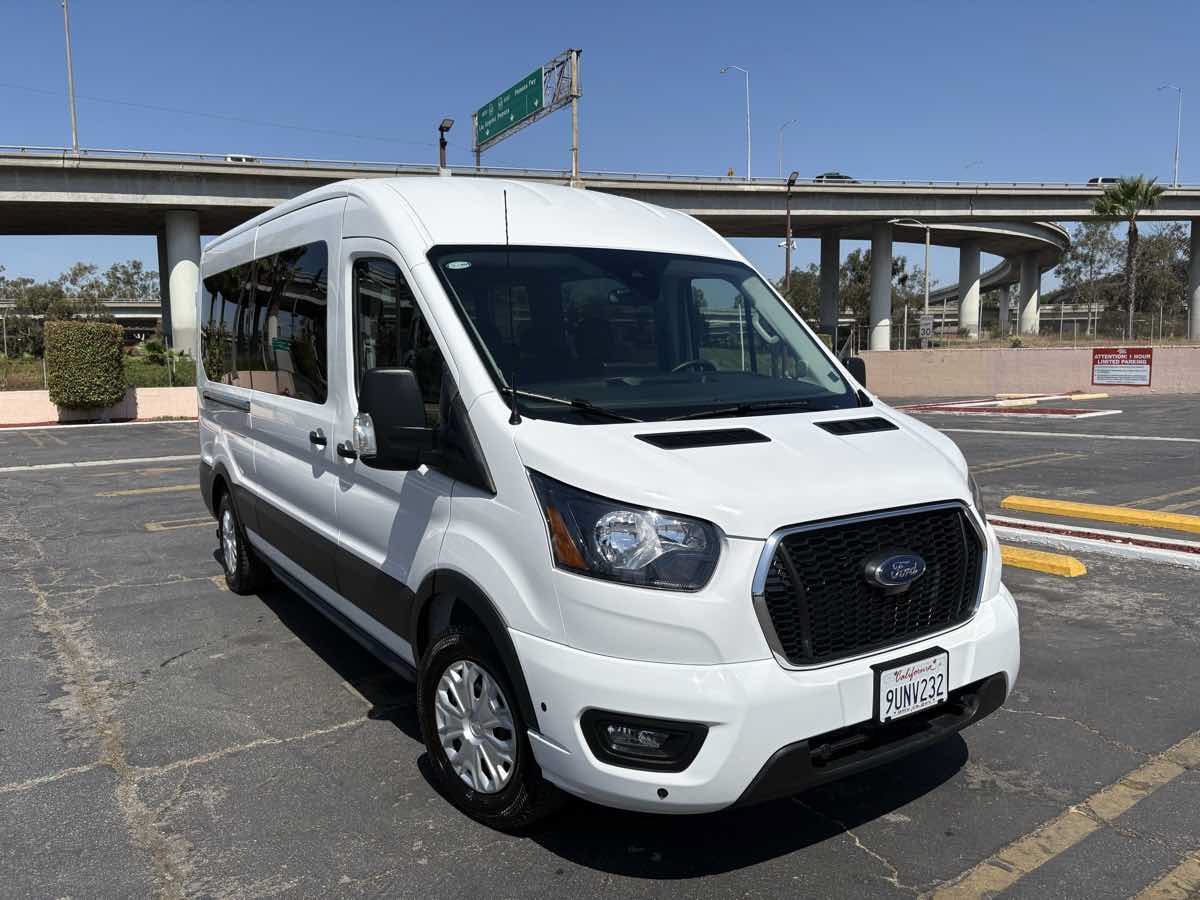 Used 2025 Ford Transit 350 XLT RWD image 39