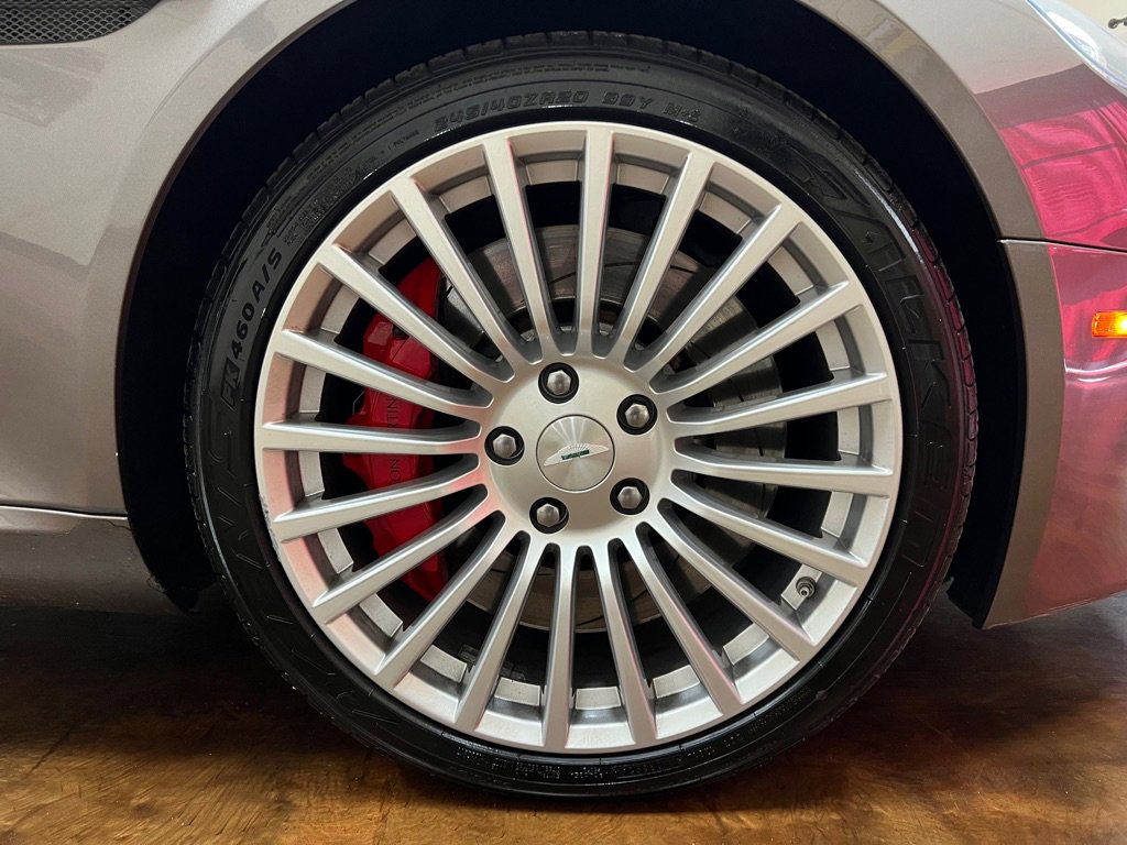 Used 2015 Aston Martin Rapide S image 11