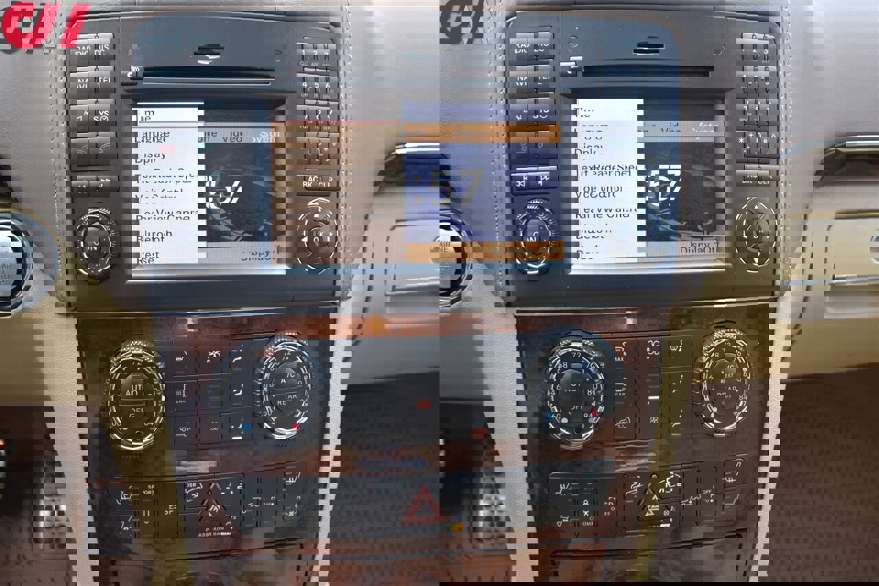 Used 2009 Mercedes-Benz ML 63 AMG 4MATIC image 17